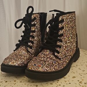 art class Gold Glitter Ankle Boots